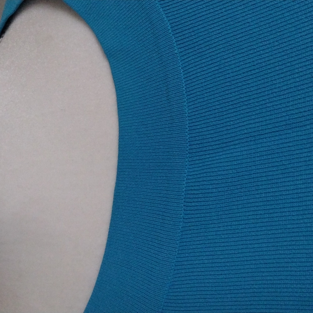 Top size M - Picture 2 of 3